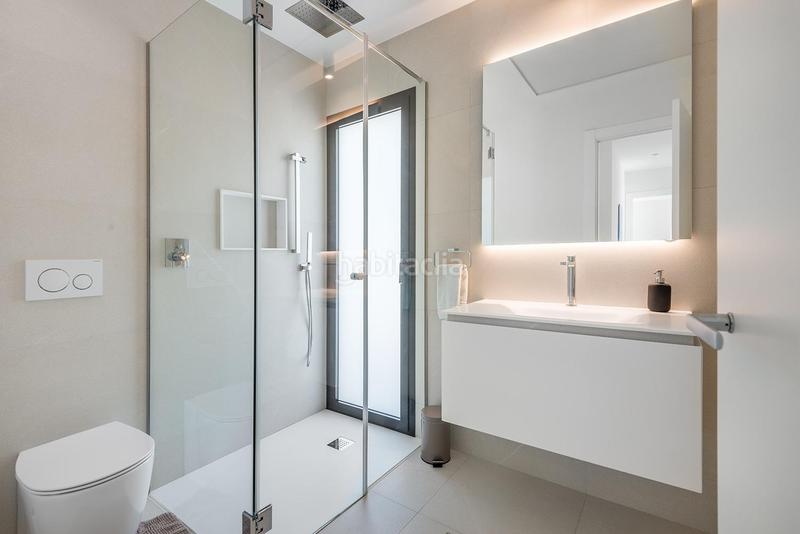 Foto 3c2dfddf-4b8b-4778-93a8-dfd30074cf16. Chalet con parcheggio piscina in Fontcalent Alicante