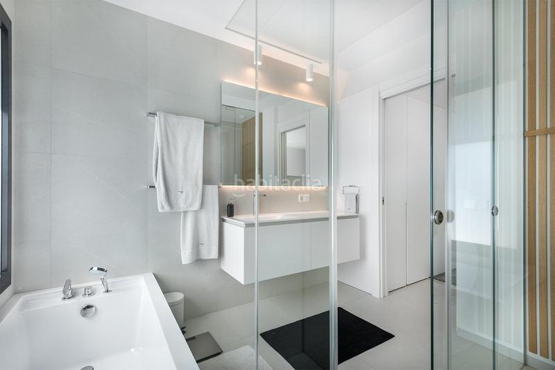 Foto 4ff65a61-94dd-4a58-b115-9d90aaab8438. Chalet con parcheggio piscina in Fontcalent Alicante