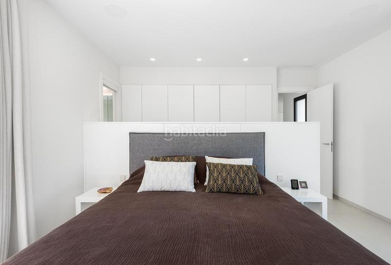 Foto 511185ef-cae4-45d2-963d-c820b2ef2c11. Chalet con parcheggio piscina in Fontcalent Alicante