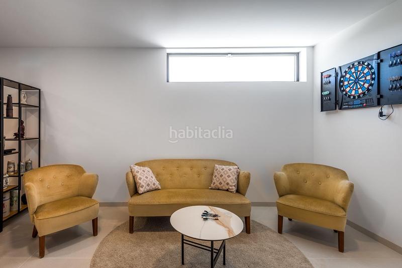 Foto 57cb58a1-ed0d-4699-9420-ba1e32b7cd27. Chalet con parcheggio piscina in Fontcalent Alicante