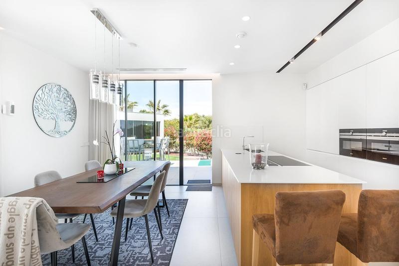 Foto 600e8dba-1aa9-4399-a1cd-137b6dad2364. Chalet con parcheggio piscina in Fontcalent Alicante