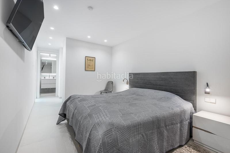 Foto b04926f6-7457-448b-8f84-4ed485a9e668. Chalet con parcheggio piscina in Fontcalent Alicante