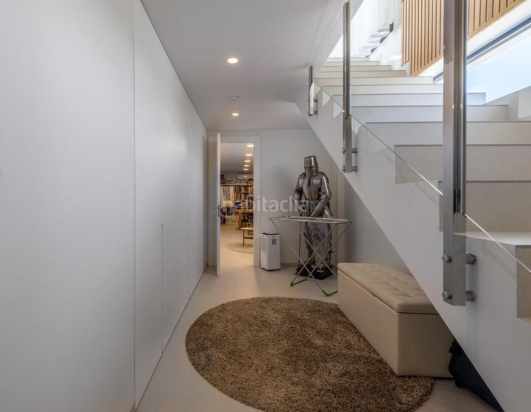 Foto b30ea18e-0eb2-4d17-af6a-96f741eaf594. Chalet con parcheggio piscina in Fontcalent Alicante