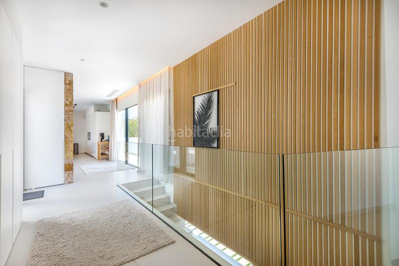 Foto b4169fd5-b8d5-407b-ab17-a95dad7aa390. Chalet con parcheggio piscina in Fontcalent Alicante