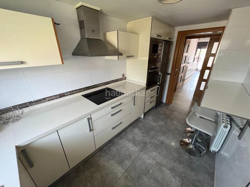 Foto 5352e90b-fee6-4c33-ba5f-e666fe688392. Appartement avec chauffage piscine dans PAU 5 Alicante