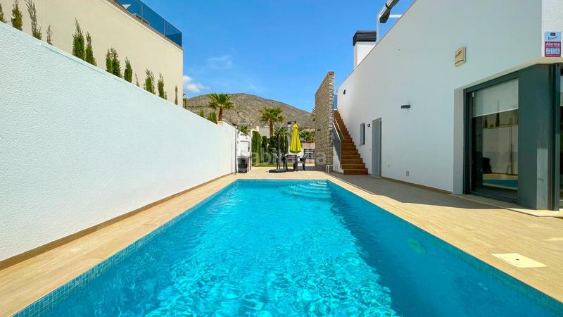 Foto 5dd5cb62-80db-4689-8877-9766e424830b. Location maison avec chauffage parking piscine dans Finestrat