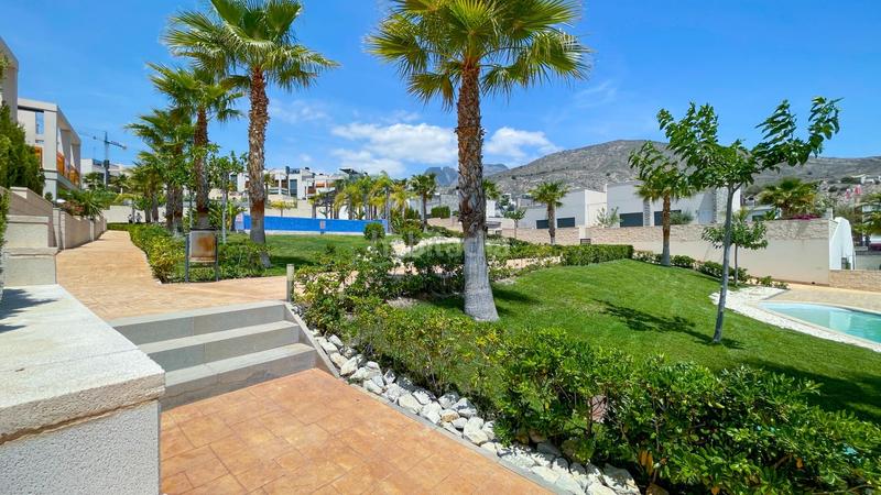 Foto 9584d880-0157-427b-9a06-ce87bb4c7c44. Rent house with heating parking pool in balcón de Finestrat-terra marina Finestrat