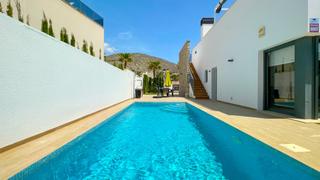 Location Maison  Calle segovia. Se alquila villa para larga temporada de 3 habitaciones