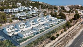 Chalet  Rey juan carlos i. Puig campana villas  tu hogar con vistas al mar en la costa blan