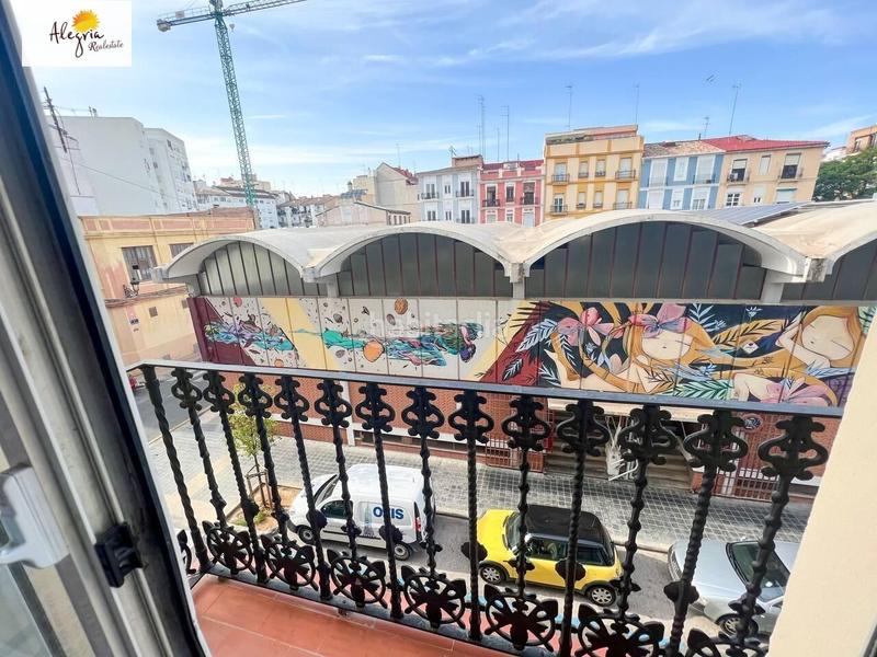 Foto 60f961ca-fda4-46b8-b6c3-e745670f4607. Rent flat in El Botànic Valencia