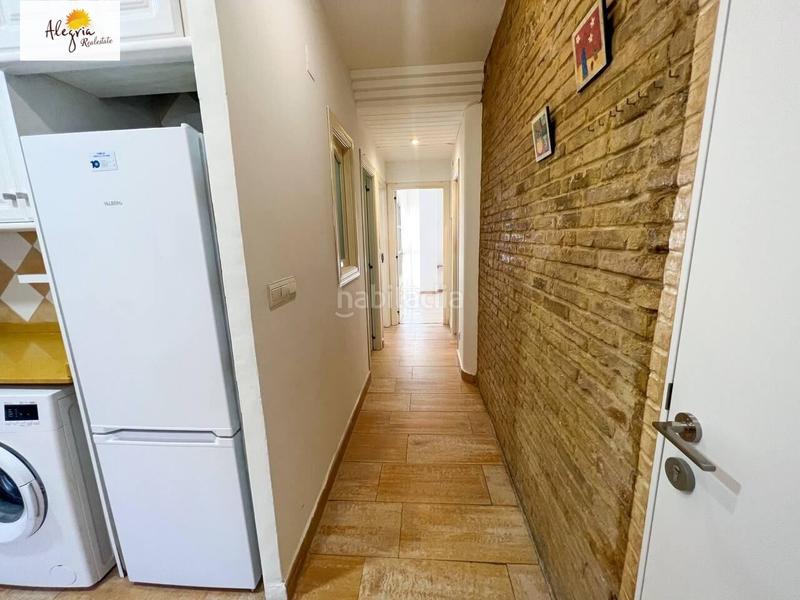 Foto e36fab8d-1dd7-4497-adbe-d5a3872ceb82. Rent flat in El Botànic Valencia