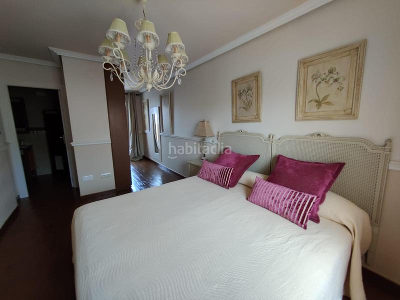 Foto ef303d16-0d19-489a-b856-2641d692217c. Apartament amb aparcament piscina a Oria