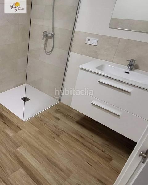 Foto c2e9f86f-a095-4bc4-aaf1-5937399283de. Appartamento in Torrefiel Valencia