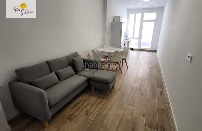 Foto cefe3111-7a30-4990-8bb0-f1e44797f6f6. Appartamento in Torrefiel Valencia