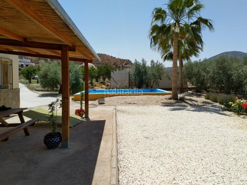 Foto 35cf9fdb-1fcc-44ad-a2f3-b62ed61a574d. Masía casa con terreno mas de 4400 m2. piscina privada. vistas paisaje. en Alsodux
