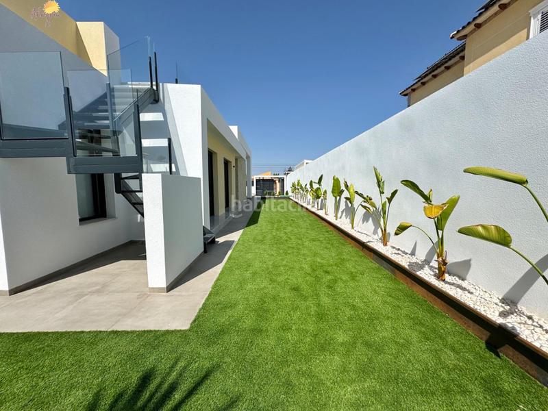 Foto 303eb0d9-844c-45b7-aecb-b8413b748218. Chalet mit heizung in Zona Carrefour - Urbanizaciones Torrevieja