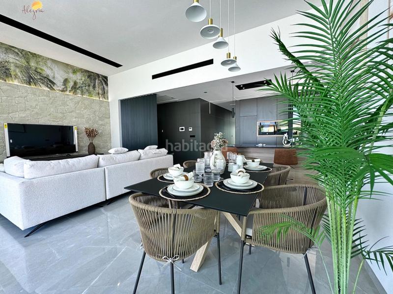 Foto 464efeac-8895-42a3-a5d3-4c119975d3d1. Chalet mit heizung in Zona Carrefour - Urbanizaciones Torrevieja