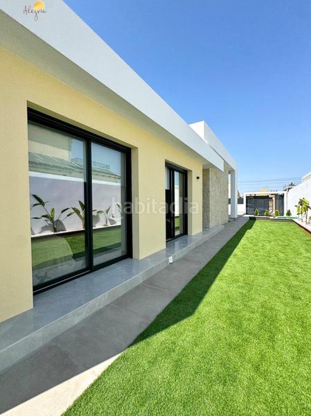 Foto 4d46fe8e-6d24-487c-877f-3113f5af3116. Chalet mit heizung in Zona Carrefour - Urbanizaciones Torrevieja