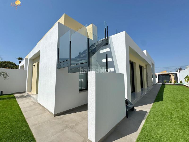 Foto a3a21448-b3ea-4f87-95dd-708fda85b414. Chalet mit heizung in Zona Carrefour - Urbanizaciones Torrevieja