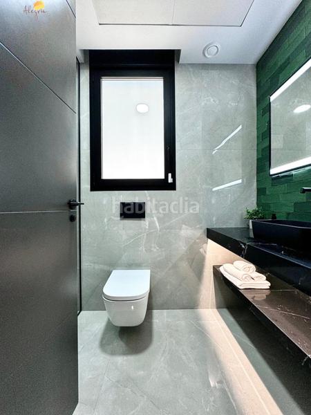 Foto e611c13f-11b6-437d-883e-5552c41594ad. Chalet mit heizung in Zona Carrefour - Urbanizaciones Torrevieja