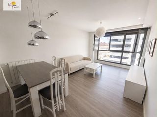 Lloguer Apartament a Avenida avenida del actor antonio ferrandis 18. Se alquila un apartamento moderno en la prestigiosa zona de cuat