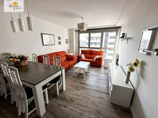 Alquiler Apartamento en Avenida avenida del actor antonio ferrandis 18. Se alquila un apartamento moderno en la prestigiosa zona de cuat