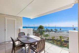 Appartement à Torre de la Horadada. Apartamento con vistas al mar en mil palmeras. 2 dorm. 2 baños.