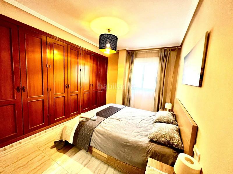 Foto 8a13da71-b7fb-485e-a7c0-67078519baf4. Location attique dans Campello Playa Campello (el)