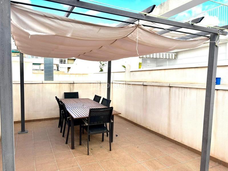 Foto cf680163-7333-4418-8b48-d8a39d7ec235. Location attique dans Campello Playa Campello (el)