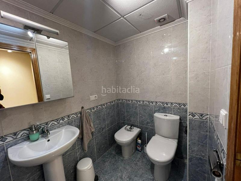 Foto eec71e8b-8cd0-48d6-b04c-bc828c29a8e9. Location attique dans Campello Playa Campello (el)
