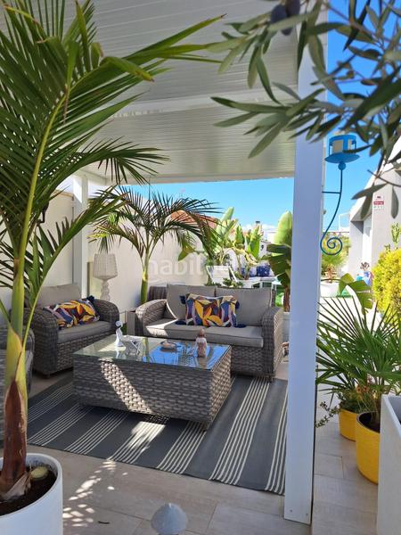 Foto 08bc8cee-9812-40e1-b344-2ccf0cf86af7. Chalet con riscaldamento parcheggio piscina in Zona Carrefour - Urbanizaciones Torrevieja