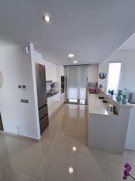 Foto 287e411c-5f91-4c69-b007-4fb3d6f4c050. Chalet con riscaldamento parcheggio piscina in Zona Carrefour - Urbanizaciones Torrevieja