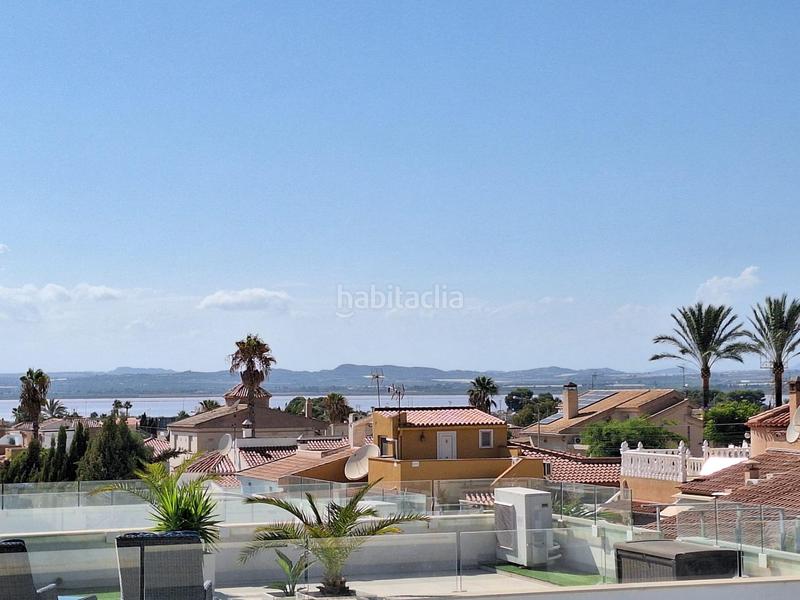 Foto 49887718-5b41-4a13-9350-ea3f9310d628. Chalet con riscaldamento parcheggio piscina in Zona Carrefour - Urbanizaciones Torrevieja