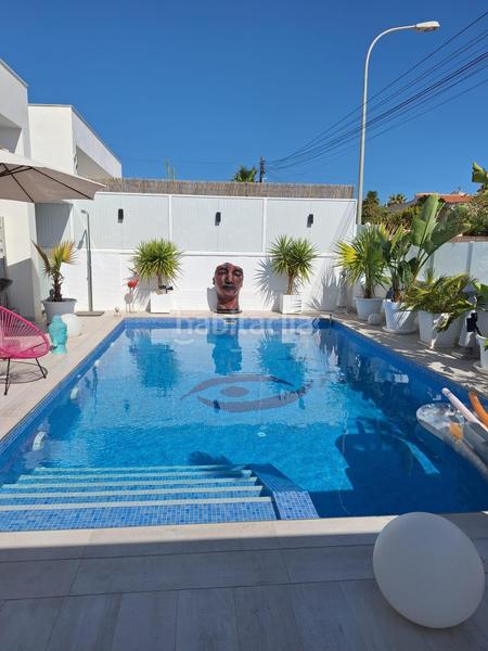 Foto b20e9417-ab94-4ec7-b350-bc0216a6fabd. Chalet con riscaldamento parcheggio piscina in Zona Carrefour - Urbanizaciones Torrevieja