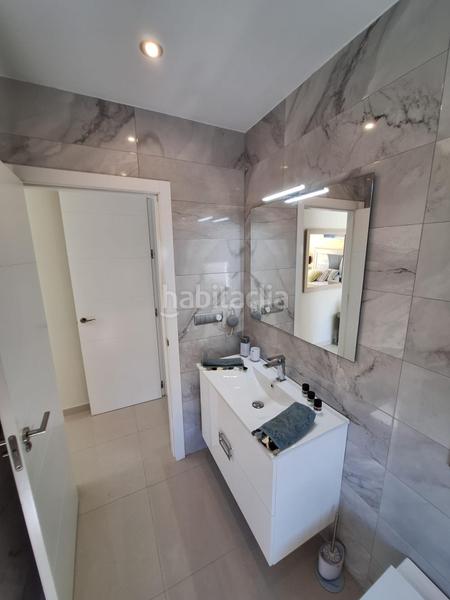 Foto b6599160-41f6-4d5b-aec8-75a5bdfbfacb. Chalet con riscaldamento parcheggio piscina in Zona Carrefour - Urbanizaciones Torrevieja