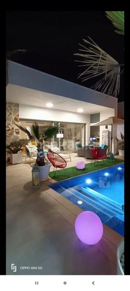 Foto be12aa84-3de1-428b-892c-a9432baa215b. Chalet con riscaldamento parcheggio piscina in Zona Carrefour - Urbanizaciones Torrevieja