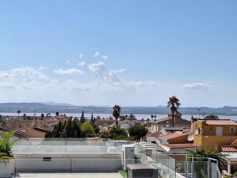 Foto fe3b9b9e-34ba-4079-a648-d56afe16a305. Chalet con riscaldamento parcheggio piscina in Zona Carrefour - Urbanizaciones Torrevieja