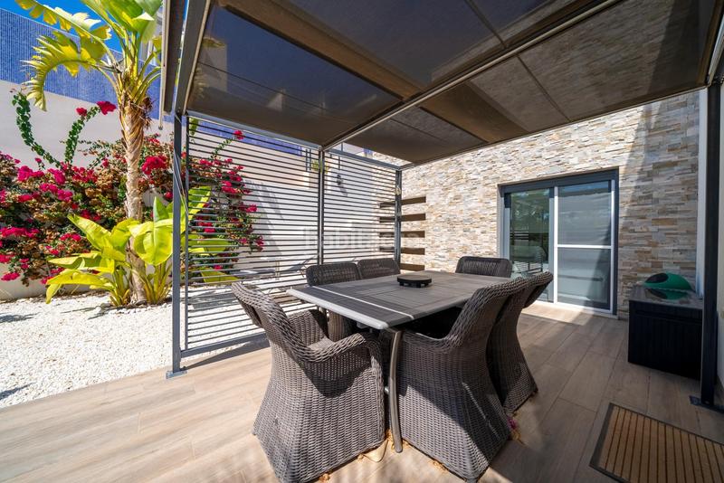 Foto e2e24f2d-6b14-46de-b0db-ea5a08853652. Rent chalet with heating parking pool in balcón de Finestrat-terra marina Finestrat