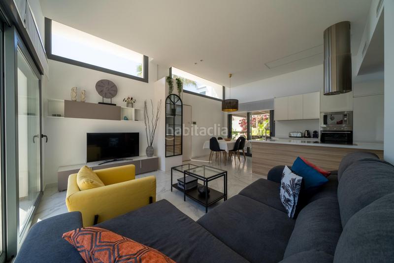 Foto f1039a57-bf9e-403d-bd72-d9ee46cd277e. Rent chalet with heating parking pool in balcón de Finestrat-terra marina Finestrat