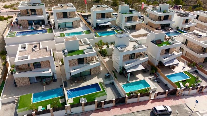 Foto 0fec633c-5af1-49c9-9f46-a843f657a1b3. Location chalet avec parking piscine dans balcón de Finestrat-terra marina Finestrat