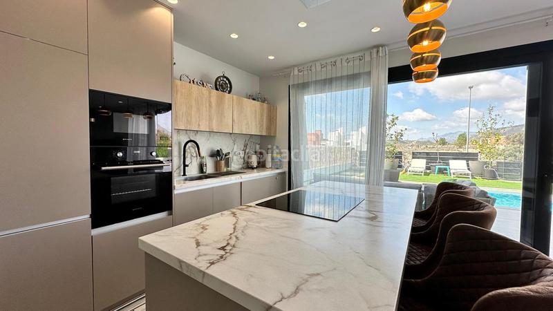 Foto be59269b-8a4f-4112-9dd0-f0c7bb52531b. Location chalet avec parking piscine dans balcón de Finestrat-terra marina Finestrat