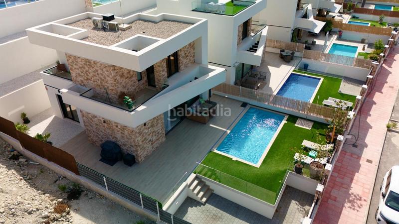 Foto 204a7ad1-afcc-453f-a760-95583b8cb150. Rent chalet with parking pool in balcón de Finestrat-terra marina Finestrat