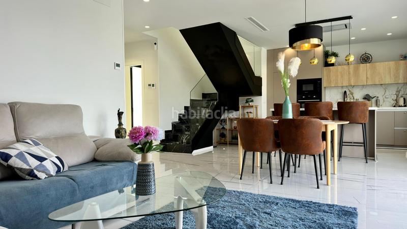 Foto f6be2ca0-87bd-4bd8-9636-0aa01fe41e3b. Rent chalet with parking pool in balcón de Finestrat-terra marina Finestrat