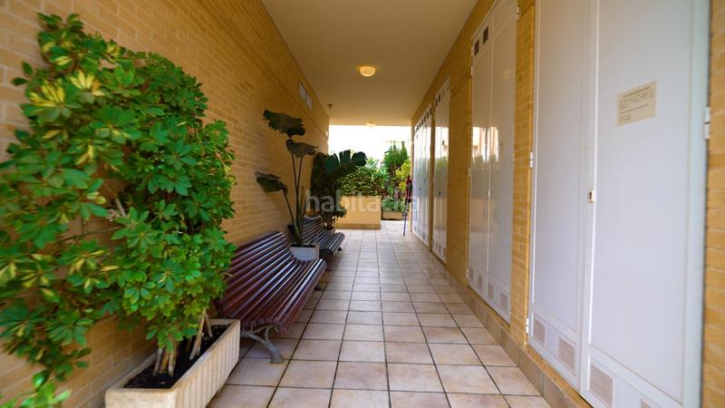 Foto 4b25dfe5-3df8-49fb-99d4-f045e0e1a05d. Planta baja excelente apartamento en planta baja con parcela propia a 100 pasos del mar en Campello (el)