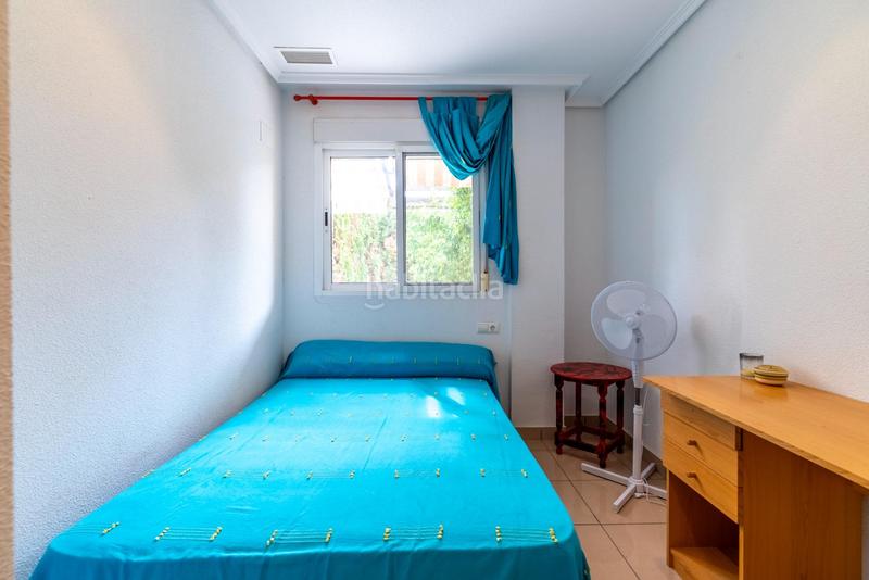Foto 7257575c-af85-4048-b2dc-65fe23a54aa6. Planta baja excelente apartamento en planta baja con parcela propia a 100 pasos del mar en Campello (el)