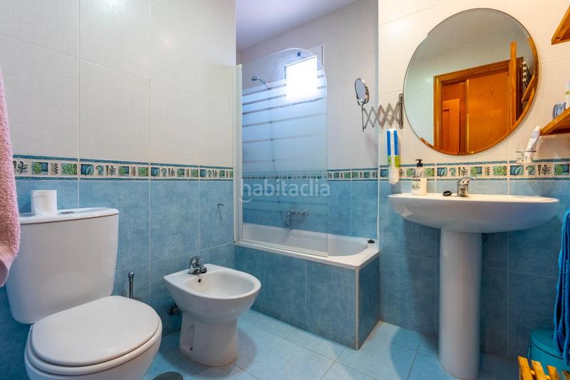 Foto c55cfb02-be59-45c7-9d95-021475152358. Planta baja excelente apartamento en planta baja con parcela propia a 100 pasos del mar en Campello (el)