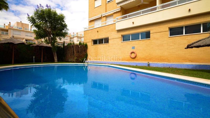 Foto cf9443b4-3329-4b4c-9990-23aa7b530637. Planta baja excelente apartamento en planta baja con parcela propia a 100 pasos del mar en Campello (el)