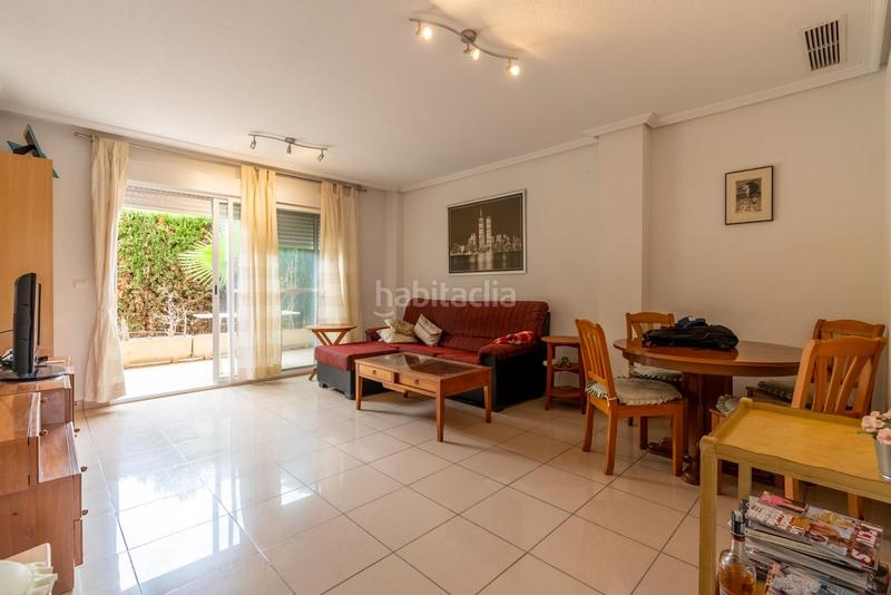 Foto ede48c13-ca22-4827-aaac-5a06684e22f4. Planta baja excelente apartamento en planta baja con parcela propia a 100 pasos del mar en Campello (el)