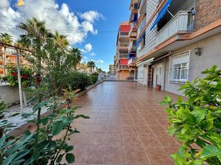 Appartement à Playa de los Náufragos. Primerísima linea! apartamento tipo bungalow, reformado, todo ex