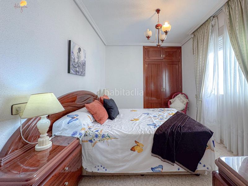 Foto 2e4c88cd-c2e5-42f3-b91f-09bf96e3e15d. Attique dans El Acequión Torrevieja